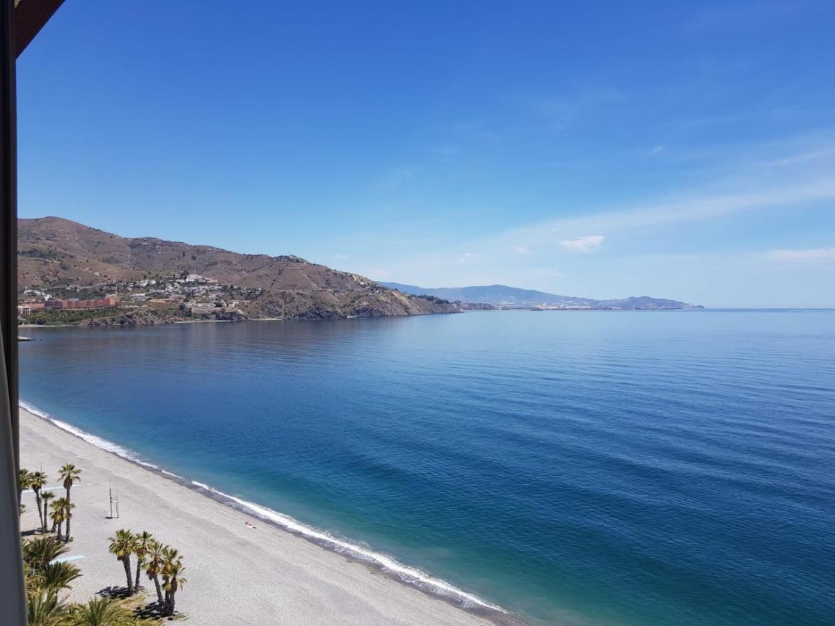 Atico En Almunecar. Primera Linea De Playa Con Vistas Espectaculares Exterior photo